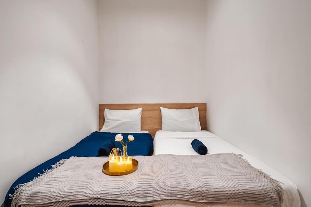 Arte Mont Kiara Netflix Muji-muji 3rooms 6pax Kuala Lumpur