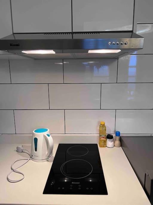 Apartment Arte Mont Kiara Netflix Muji-muji 3rooms 6pax